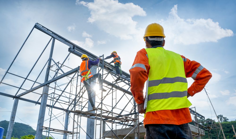 salariu minim constructii 2023. ce se modifică?